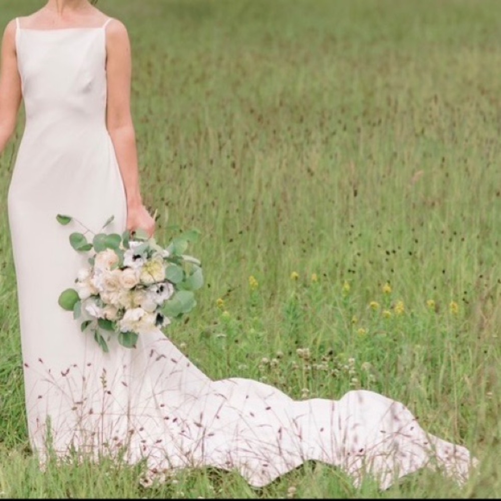 THEIA COUTURE Sheath Minimalist Wedding Dress Price Reduced